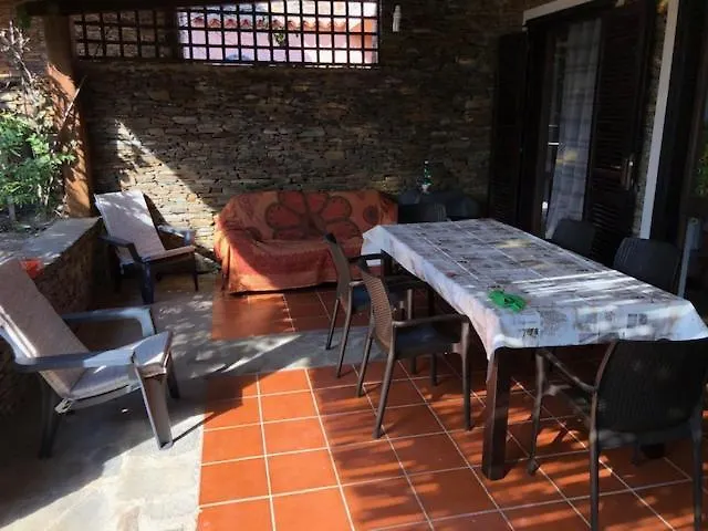 Villetta Indipendente Immersa Nel Verde Stintino Italy